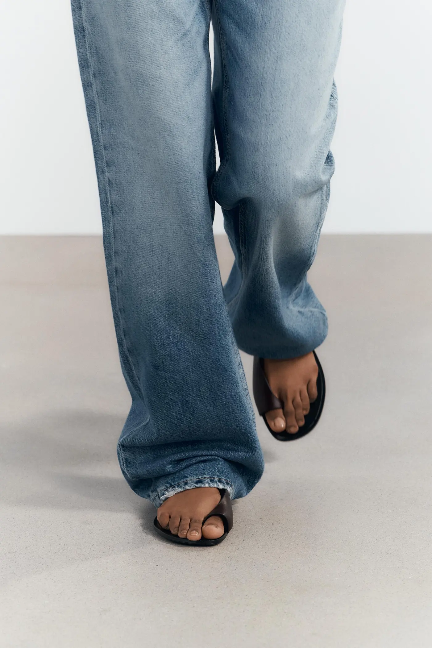 Asymmetric Leather Flat Sandals