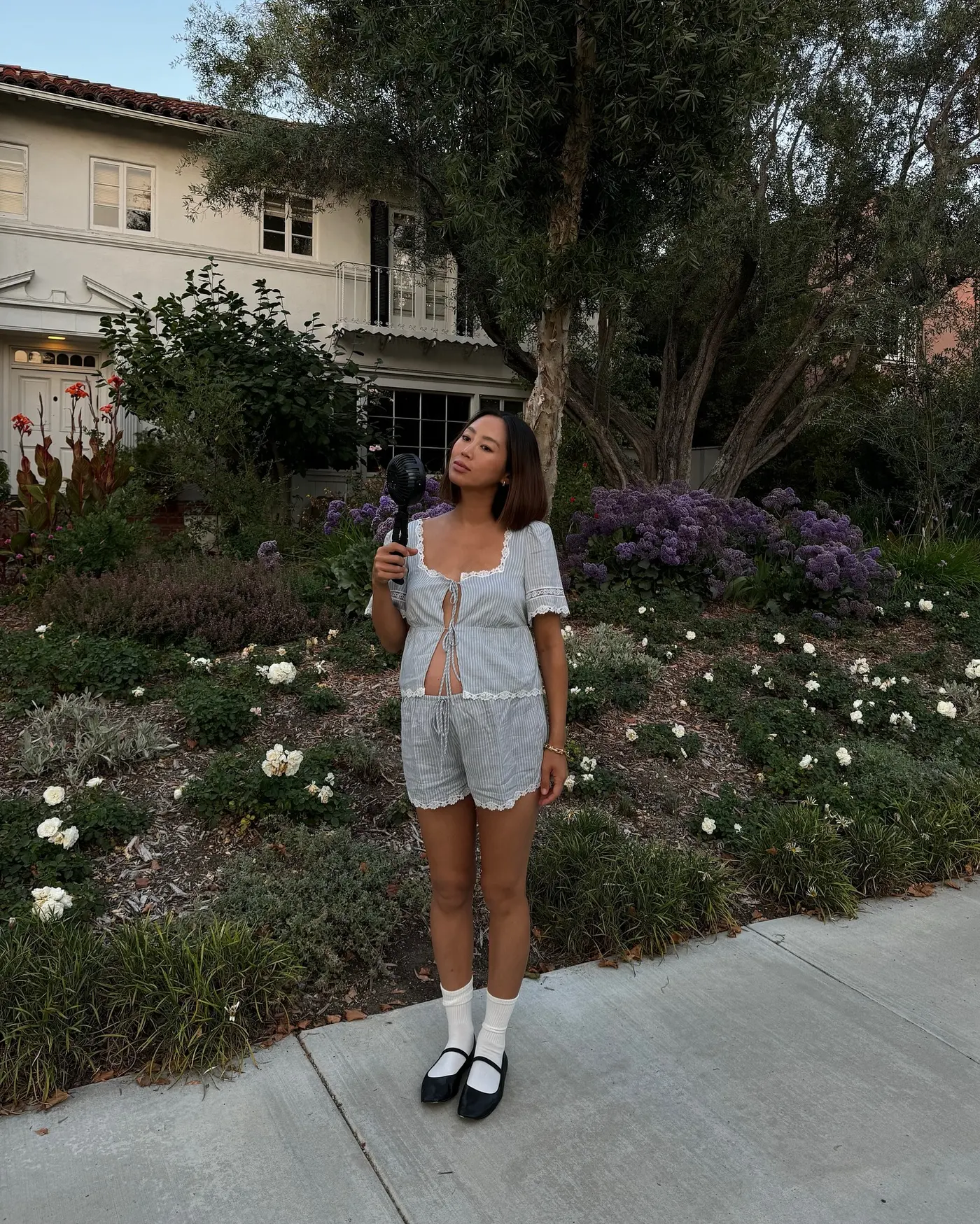 An image of wearing a 2025 short trend.