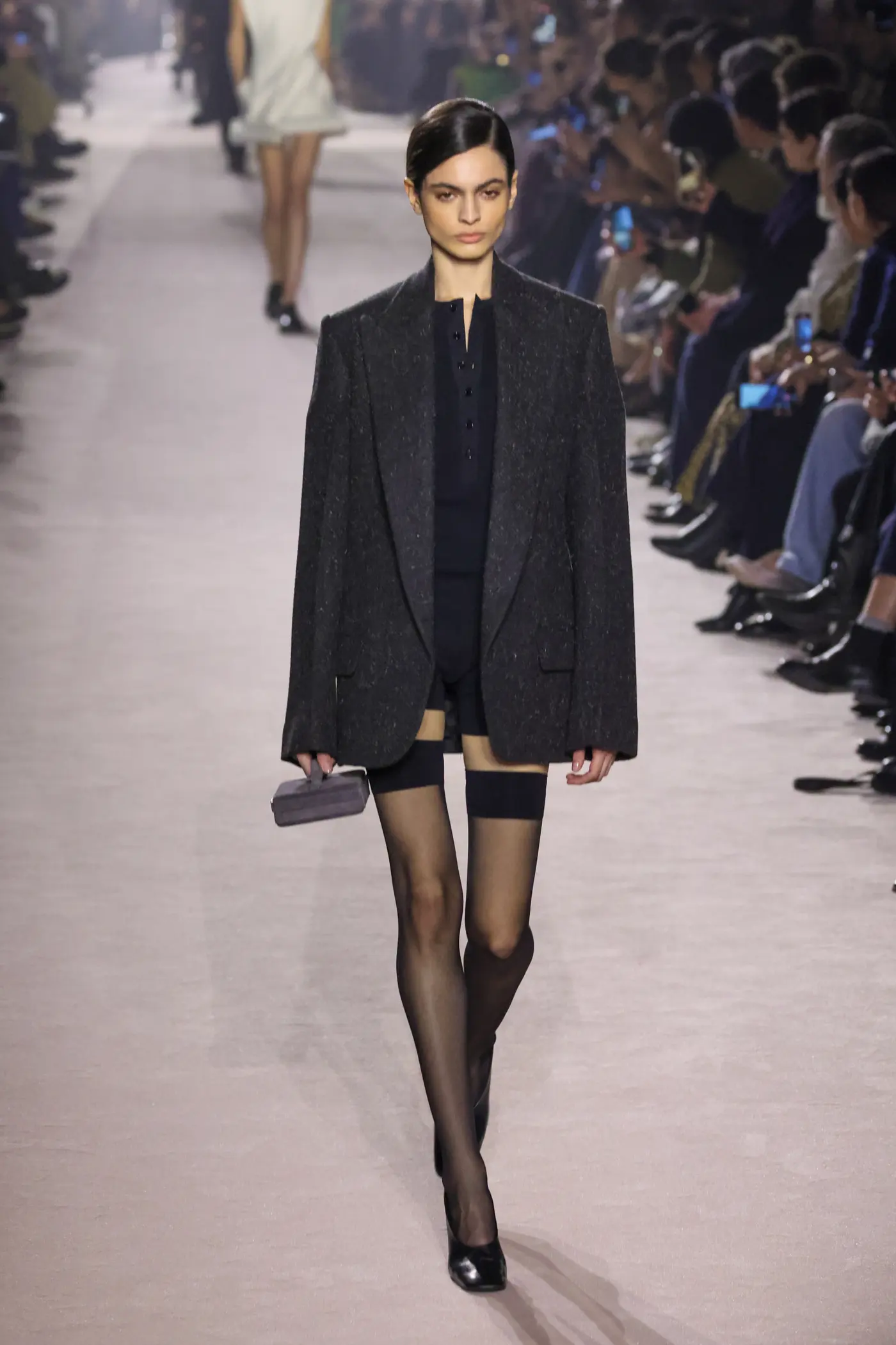 A model walks the runway during the Victoria Beckham Womenswear Fall/Winter 2025-2026 show as part of Paris Fashion on March 07, 2025 in Paris, France.