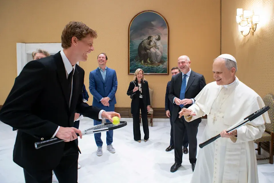 (Vatican Media/Vatican Pool/Corbis/Getty Images)