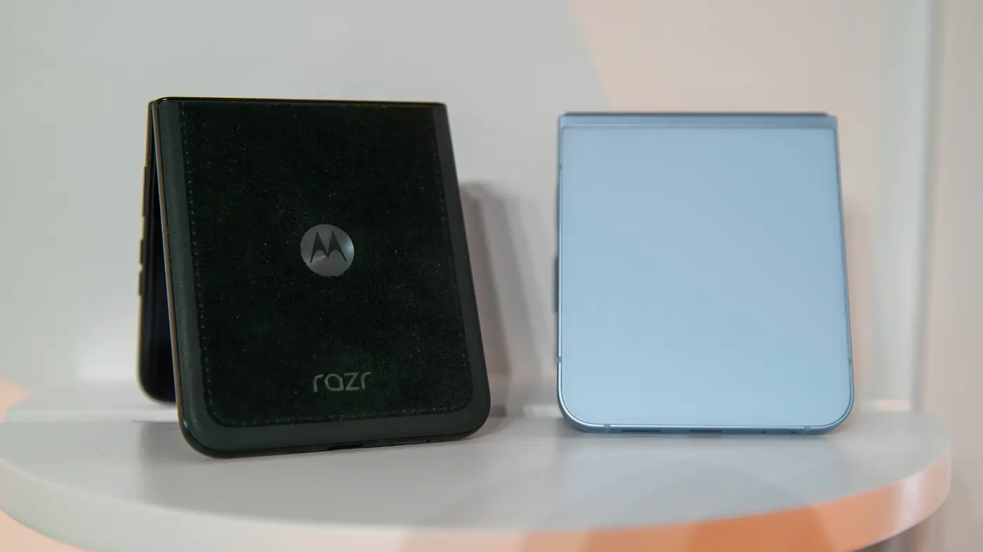 The Razr Ultra 2025 and Galaxy Z Flip 6