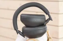 Sony WH-1000XM6 design - Sony WH-1000XM6 hands-on review