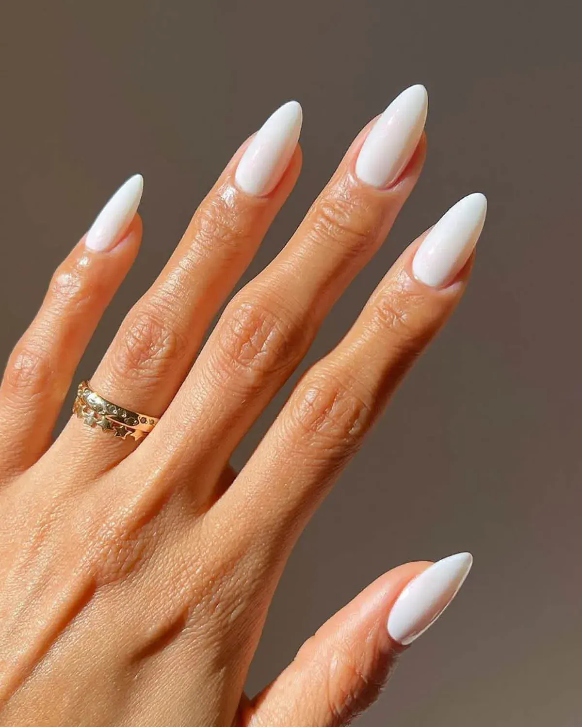 milky white nails by overglowedit summer nail color trends 2025