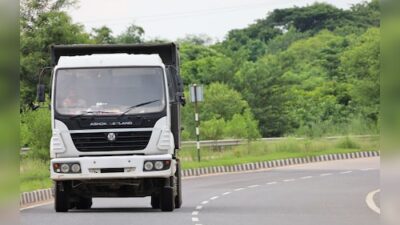 Ashok Leyland aims to increase its share in the commercial vehicle market with plans to open 50 new locations in Northern India.