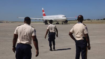 Commercial air travel in Haiti restarts as domestic flights resume following gang disruptions in November 2024.