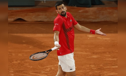 Djokovic triumphs over Zverev to advance to French Open semifinals; targets a historic 25th Grand Slam title.