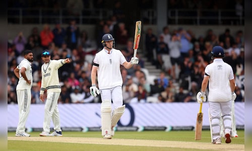 Duckett and Crawley lay a strong foundation for England in major run pursuit.