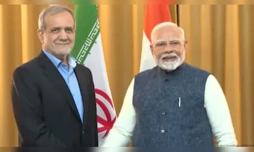 Iran-Israel Conflict: PM Modi Engages with Iranian President Pezeshkian, Urges for Tension Reduction