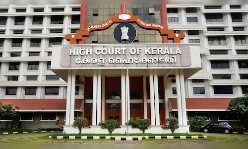 Kerala High Court Calls Priyanka Gandhi to Respond to BJP Leader's Election Appeal