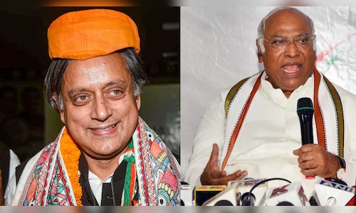 Mallikarjun Kharge Criticizes Shashi Tharoor: 'Modi Comes First, Country Comes Second' for Some