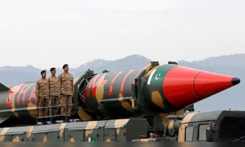 Pakistan is advancing nuclear missile technology capable of striking the United States, cautions Foreign Affairs report.