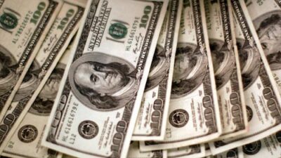 US Dollar Declines as Donald Trump Contemplates Early Announcement of Next Fed Chair