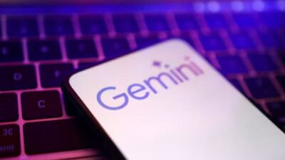 Google's Gemini rivals ChatGPT as Alphabet implements its AI expansion strategy.