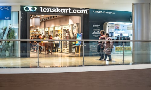 Lenskart set to purchase a 29.24% share in South Korea's iiNeer for ₹186 crore.