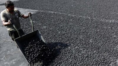 PM Office instructs Coal India to include all subsidiaries in a public listing by 2030.