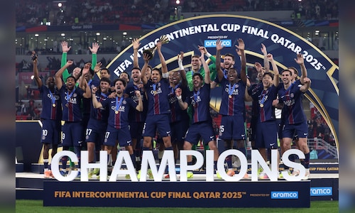 Paris Saint-Germain triumphs over Flamengo to claim FIFA Intercontinental Cup victory.