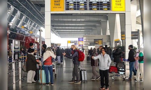 Thick Fog Affects Delhi Airport: 97 Flights Canceled, More than 200 Delayed