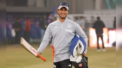 Abhishek Sharma’s explosive 84 propels India to 238 for 7 against New Zealand in the opening T20I.