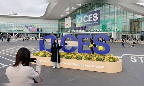 CES 2026: Samsung Introduces Galaxy Z Trifold, while Merach Debuts UltraTread T70 Aura and Nylo