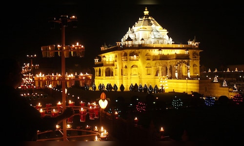 Expansion of Road Infrastructure Enhances Spiritual Tourism in India, Says Gajendra Singh Shekhawat, Emphasizing Growth in Expressways and Pilgrimage Links