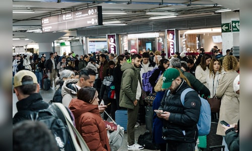 High-Speed Trains Crash Following Derailment in Southern Spain, Resulting in 39 Fatalities