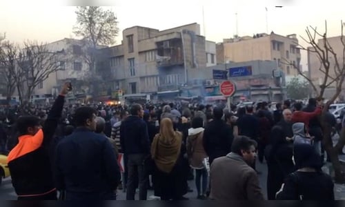 Iran's chief prosecutor refutes Trump's assertion that Tehran has stopped the execution of 800 inmates.