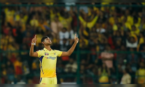 Kolkata Knight Riders Acquire Sri Lankan Bowler Matheesha Pathirana for ₹18 Crore in IPL 2026 Auction