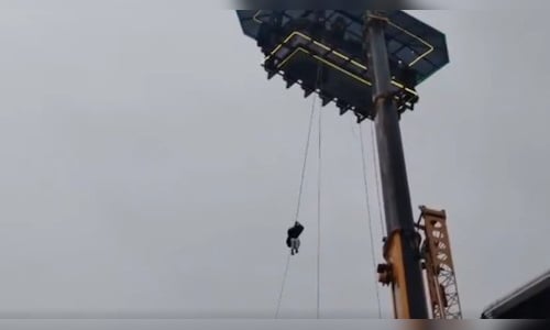 Legal Action Taken Against Sky-Dining Restaurant Operators After Tourists Left Stranded in Kerala