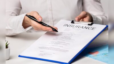 Lemonade Reduces Tesla's Full Self-Driving Insurance Premiums by 50%