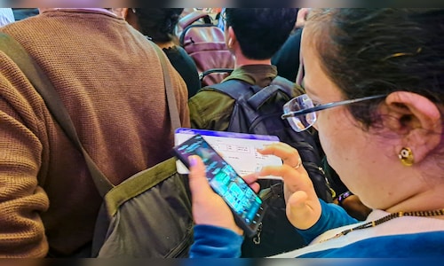 Ministry of Civil Aviation Directs IndiGo to Process Refunds for Canceled Flights and Return Baggage Within 48 Hours Amid Continuing Disruptions.