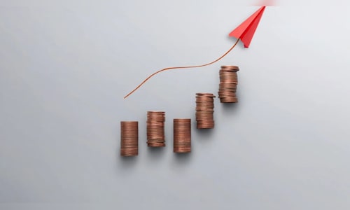 November sees a rise in prices as American consumer spending continues, according to a key inflation report.