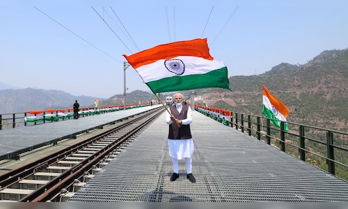 Owaisi predicts India will eventually see a hijab-wearing woman as Prime Minister; BJP criticizes his "irresponsible" statement.