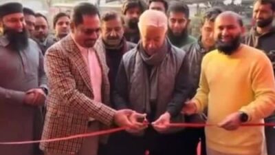 Pakistan's Defence Minister Launches Counterfeit 'Pizza Hut' Location; Company Responds