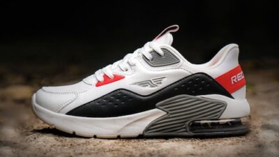 Report: India's RedTape Founders Explore Stake Sale with Blackstone and KKR