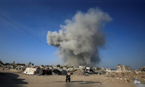 Trump reveals the establishment of a Gaza 'Peace Council' as plans for post-war governance develop.