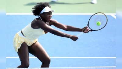 Venus Williams eliminated in opening round of Australian Open warm-up tournament in Hobart.