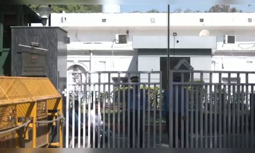 Report: Congress Ordered to Empty Party Offices on Akbar and Raisina Road by Saturday