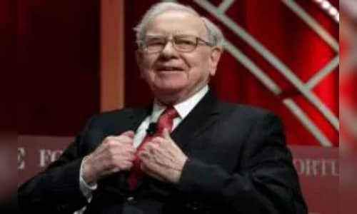 Warren Buffett cautions that inflation and unstable banks may damage the economy, describing market behavior as akin to a “casino.”
