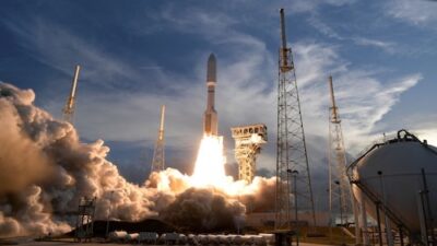 Amazon set to purchase satellite company Globalstar for $11.6 billion, challenging Elon Musk's Starlink.