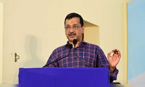 Arvind Kejriwal claims that multiple AAP members were detained in Gujarat and requests a meeting with Chief Minister Bhupendra Patel.