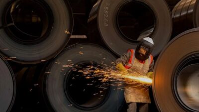 Jindal Saw Reports Q4 Earnings: Profit Falls 52%; Board Proposes ₹2 Dividend