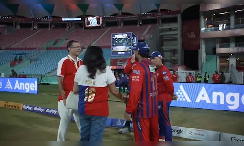 Lalit Modi criticizes Sanjiv Goenka following viral Pant conversation; LSG releases statement.