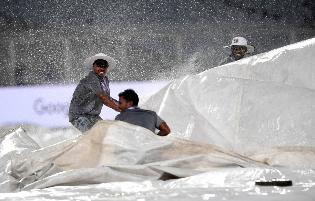 Live Update: Rajasthan Royals vs Mumbai Indians, IPL 2026 – Fourth Umpire Evaluates Weather Conditions During Rain Delay