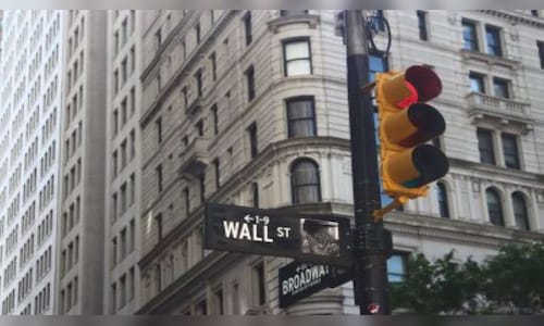 Market Wrap-Up | Nasdaq and S&P 500 Reach All-Time Highs Amid Ceasefire Extension and Earnings Surge on Wall Street