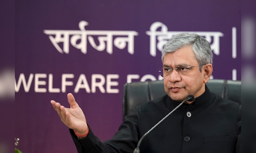 MeitY to postpone the deadline for IT Regulations regarding the removal of news content on social media.