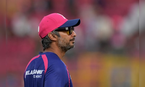 Sangakkara and Mahanama appointed to oversee Sri Lanka Cricket interim committee.