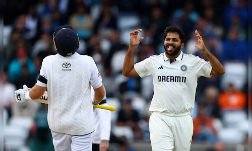 Shardul Thakur and Siddhesh Lad Recognized as Cricketers of the Year at MCA Awards