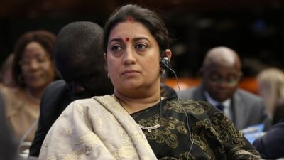 Smriti Irani Speaks Fluent Bengali in Kolkata, Criticizes TMC and Supports Women's Quota