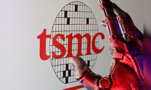 TSMC, Taiwan's semiconductor manufacturer, announces a 58% increase in profits but cautions about the potential effects of the Iran conflict.