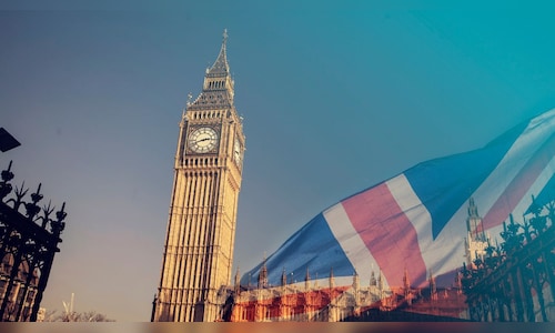 UK to implement travel permit mandate for international travelers.